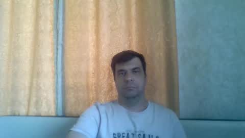 Snapshot of rusqadisx chatting on 05.27.26 rusqadisx online show from 05.27.26