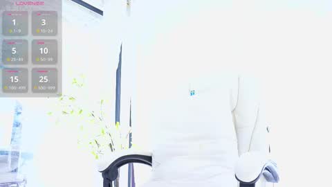 Snapshot of russian_ava chatting on 02.20.26 Ava online show from 02.20.26