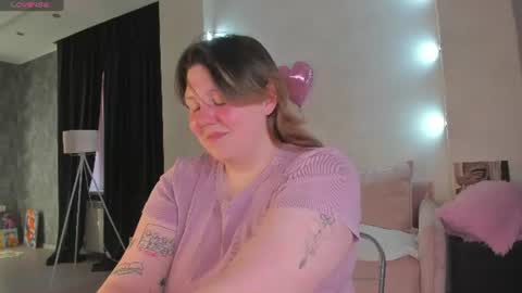 Snapshot of rutholiver chatting on 06.19.26 Ruth GMT2 Mon 10 AM - 4 PM Tue 10 AM - 4 PM Thu 3-9 AM Fri 10 AM - 4 PM Sun 10 AM - 4 PM. online show from 06.19.26