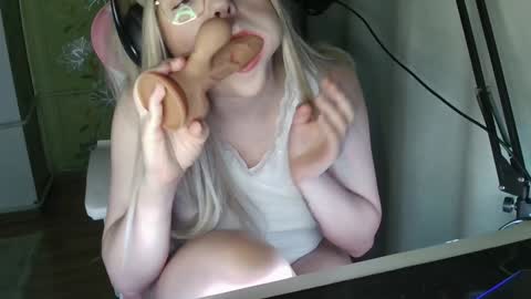 Tanyushka online show from 01.28.25