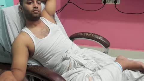 rwb17 online show from 10.19.25