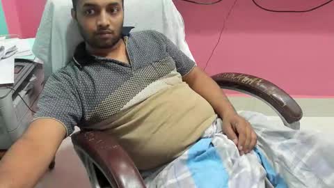 rwb17 online show from 11.19.25