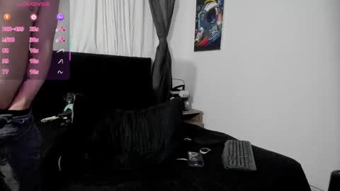 Snapshot of ryan15_ chatting on 10.25.25 Ryan 15 online show from 10.25.25