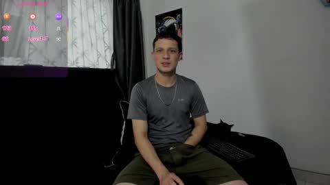 Snapshot of ryan15_ chatting on 11.22.25 Ryan 15 online show from 11.22.25