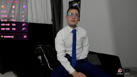 Snapshot of ryan15_ chatting on 12.03.25 Ryan 15 online show from 12.03.25