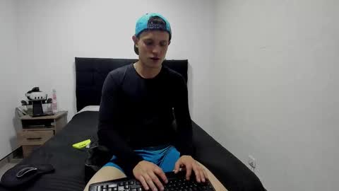 Snapshot of ryan15_ chatting on 02.14.26 Ryan 15 online show from 02.14.26