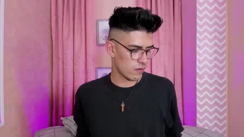 Snapshot of ryan_clark_ chatting on 12.13.24 Ryan online show from 12.13.24