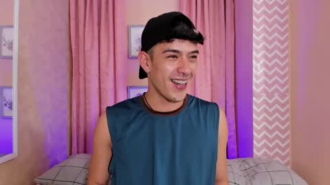 Snapshot of ryan_clark_ chatting on 12.22.24 Ryan online show from 12.22.24