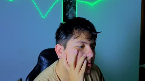 Snapshot of ryan_doretti chatting on 12.21.25 Ryan online show from 12.21.25