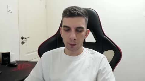 Snapshot of ryandusk chatting on 10.10.25 Andrew C. online show from 10.10.25