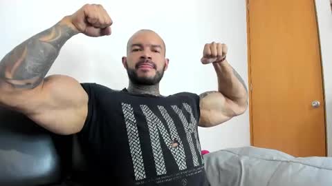 Snapshot of ryanjhonston chatting on 02.13.25 Ryan online show from 02.13.25