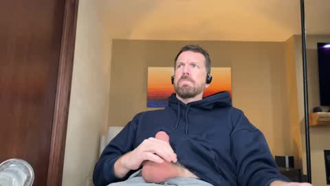 Snapshot of ryanlanders chatting on 03.11.25 ryanlanders online show from 03.11.25