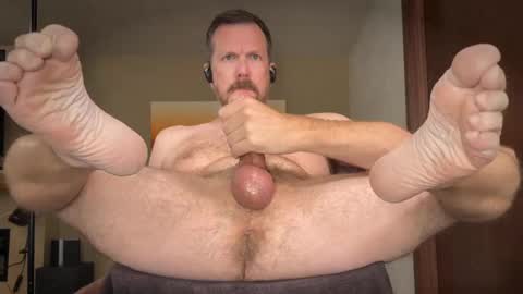 Snapshot of ryanlanders chatting on 10.05.25 ryanlanders online show from 10.05.25