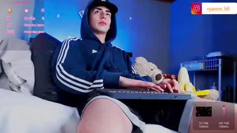 Ryannhill  online show from 09.19.25