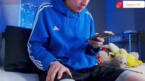 Ryannhill  online show from 12.02.25