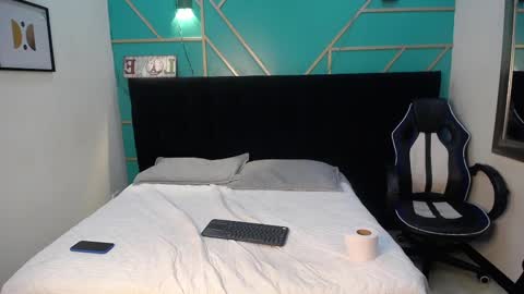 RyanPricee online show from 12.15.24