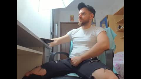 Ryanstone  online show from 11.13.25