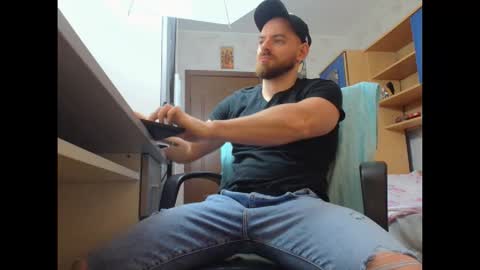 Ryanstone  online show from 01.14.26