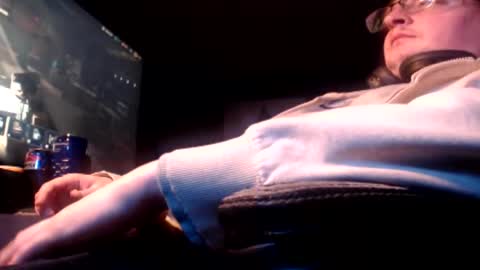 Snapshot of ryguy323 chatting on 11.29.25 Dennis online show from 11.29.25