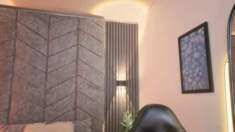 Snapshot of rynka__ chatting on 01.14.26 rynka online show from 01.14.26