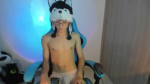 Snapshot of ryo_bleu chatting on 01.16.26 RYO BLEU online show from 01.16.26