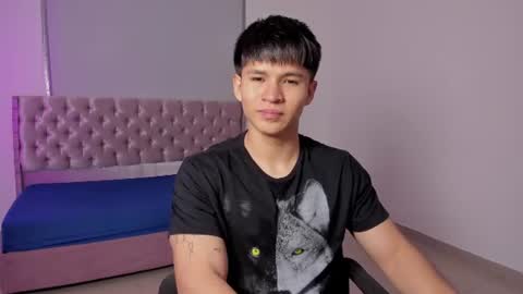 ryo_kush0 online show from 08.06.26