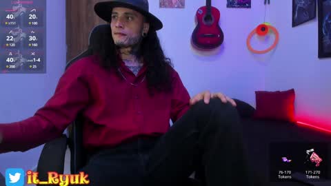 Snapshot of ryuk_it chatting on 01.14.25 leopmonk help me reach 100 thumbs up online show from 01.14.25