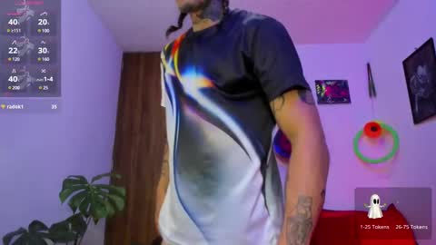 Snapshot of ryuk_it chatting on 03.07.25 leopmonk help me reach 100 thumbs up online show from 03.07.25