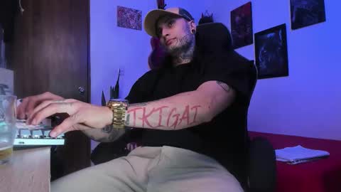 Snapshot of ryuk_it chatting on 01.14.26 leopmonk help me reach 100 thumbs up online show from 01.14.26