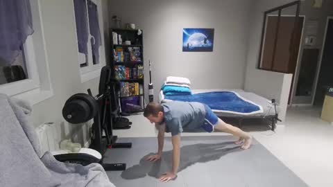 Snapshot of ryukukamifr chatting on 01.06.26 Ryuk FR online show from 01.06.26