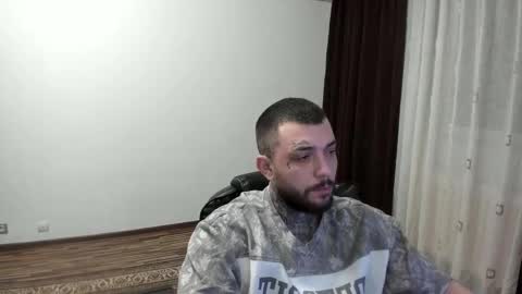 Snapshot of s1nmaster chatting on 02.19.26 s1nmaster online show from 02.19.26