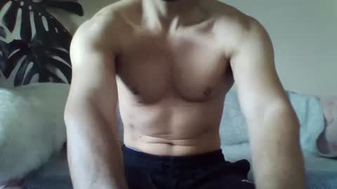 Snapshot of s43_ chatting on 10.01.25 s43_ online show from 10.01.25