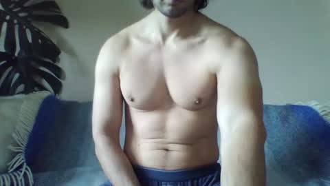 Snapshot of s43_ chatting on 10.08.25 s43_ online show from 10.08.25