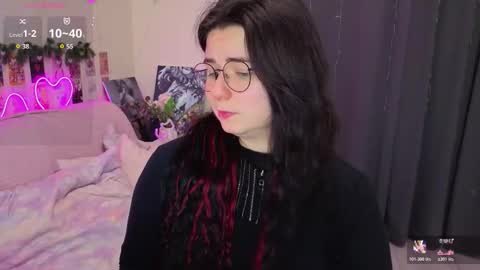 Snapshot of s_katekisa_ss chatting on 03.11.26 Kate online show from 03.11.26