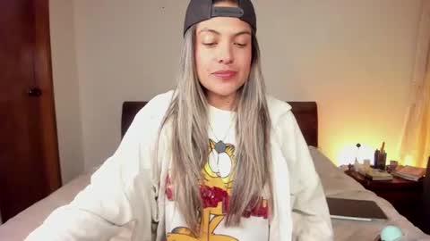 Leslie Beltrn online show from 06.24.26
