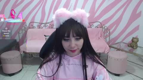 Snapshot of saabrina_ chatting on 09.23.25 Sabrina online show from 09.23.25