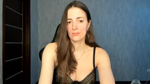 Snapshot of sabrina_mur chatting on 04.25.26 sabrina_mur online show from 04.25.26
