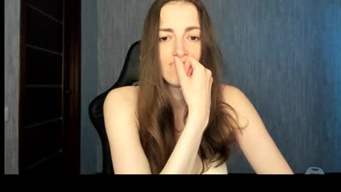 Snapshot of sabrina_mur chatting on 05.16.26 sabrina_mur online show from 05.16.26