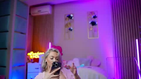 SabrinaJade online show from 02.10.26