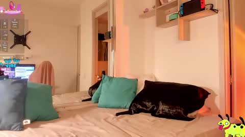 Sabrina  online show from 11.25.25