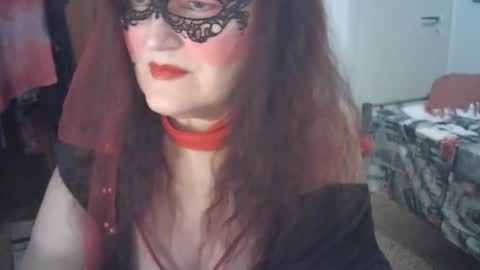 SabrinaXlovess online show from 11.19.25