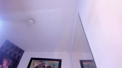 Snapshot of sabrinaxxx11 chatting on 03.18.26 sabrinaxxx11 online show from 03.18.26