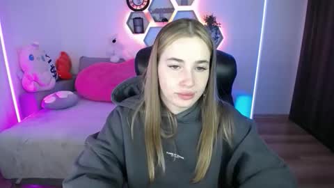 Sabrina Violet online show from 05.13.26