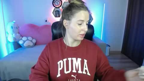 Sabrina Violet online show from 05.30.26
