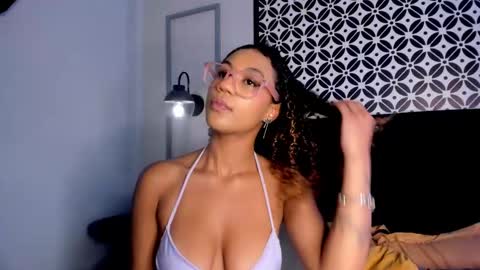 Sophie online show from 10.11.25