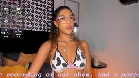 Sophie online show from 10.18.25