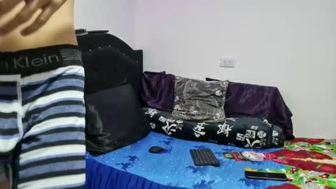 Snapshot of sadistic_cave chatting on 12.15.25 sadistic cave online show from 12.15.25