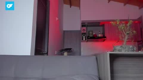 Snapshot of sag_1998 chatting on 03.03.25 Sag online show from 03.03.25