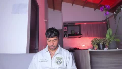 Snapshot of sag_1998 chatting on 01.08.26 Sag online show from 01.08.26