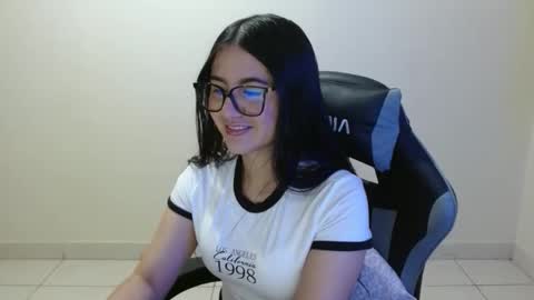 Snapshot of sahaliefox_ chatting on 02.15.26 Sahaliefox online show from 02.15.26